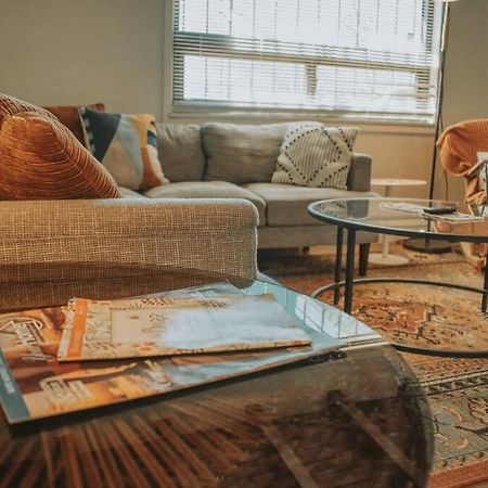 Вілла Casa Charleston-3Br-2Bath-Hot Tub-Pet Friendly-No Pet Fees! Альбукерке Екстер'єр фото
