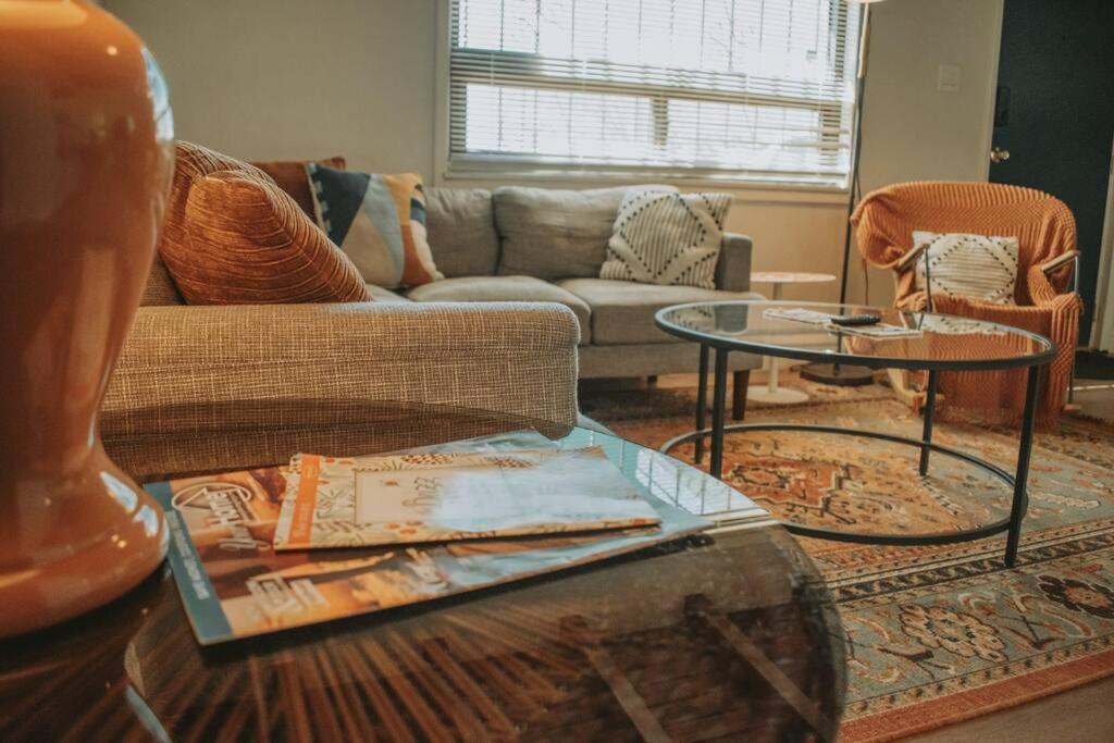 Вілла Casa Charleston-3Br-2Bath-Hot Tub-Pet Friendly-No Pet Fees! Альбукерке Екстер'єр фото