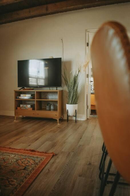 Вілла Casa Charleston-3Br-2Bath-Hot Tub-Pet Friendly-No Pet Fees! Альбукерке Екстер'єр фото