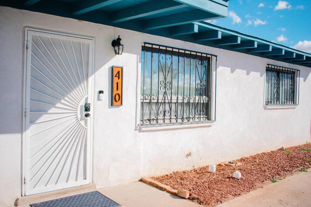 Вілла Casa Charleston-3Br-2Bath-Hot Tub-Pet Friendly-No Pet Fees! Альбукерке Екстер'єр фото